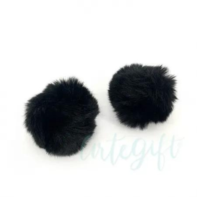 Pompom Pêlo Preto N. 7  Pacote 2 Unidades